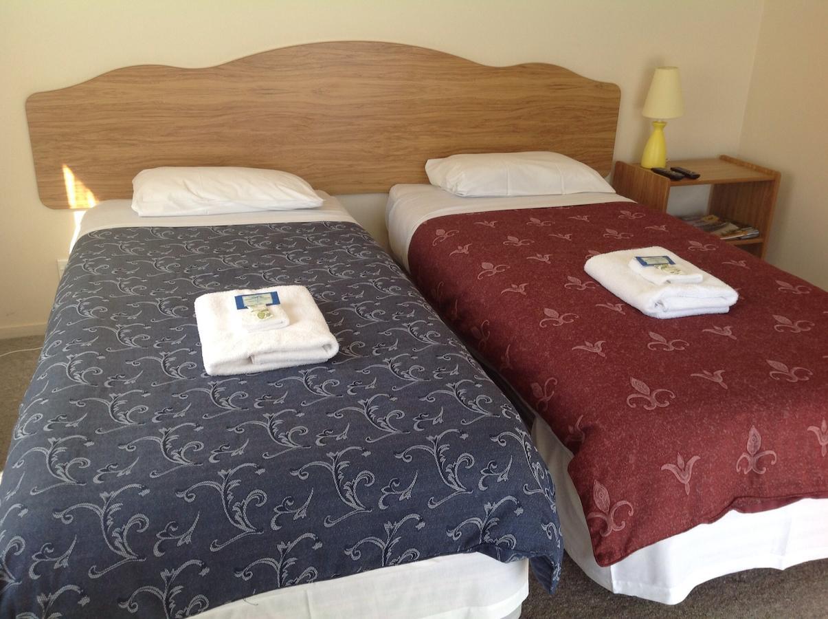 Owen River Tavern & Motels Oda fotoğraf